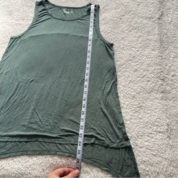 Zyia finesse athletic tank top in Olive Green Size Medium - Picture 13 of 14